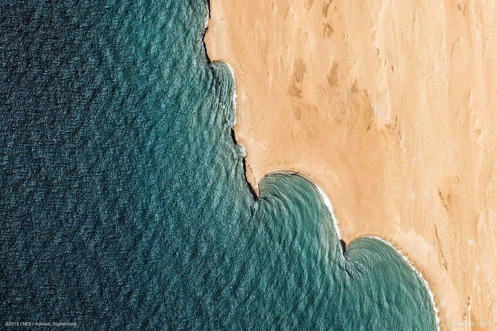 Google vybral najkrajšie satelitné snímky z celého sveta. 1500 najlepších fotografií si môžeš bezplatne stiahnuť aj ty