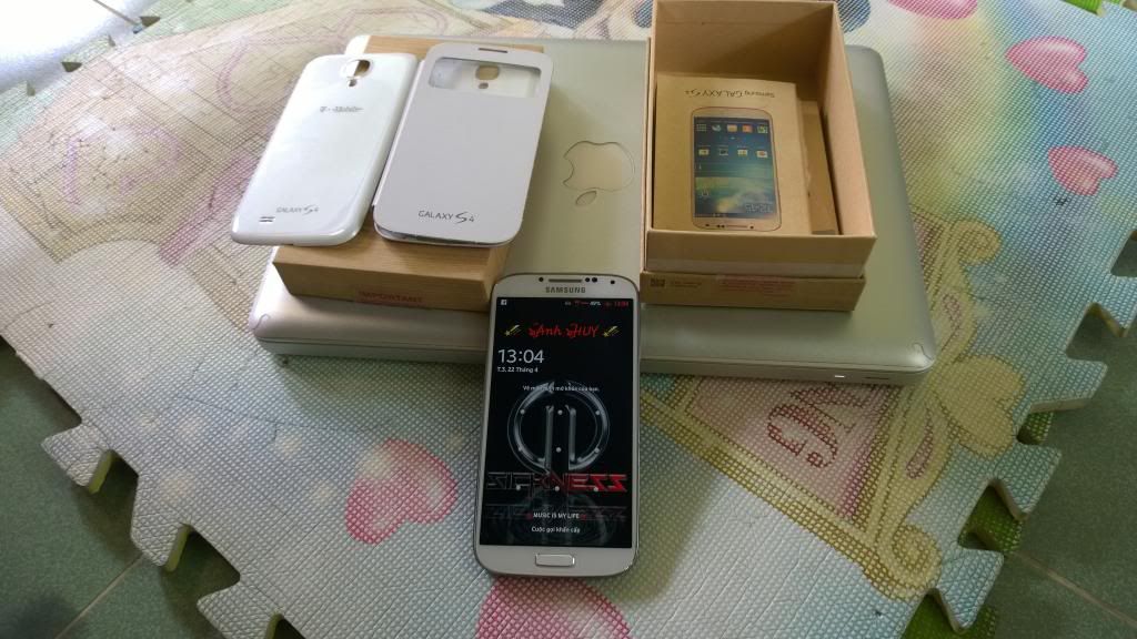 Galaxy S4 Fullbox giá đẹp cho anh em :D