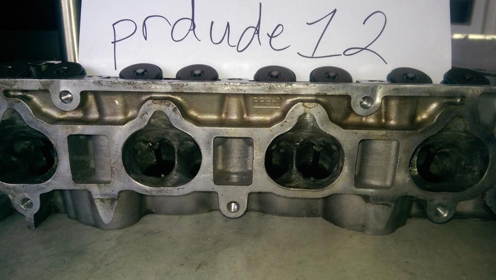 K20A2 head, K20a2 Valvetrain, and more Honda / Acura K20a K24a Engine