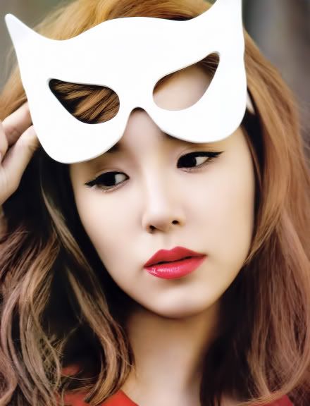 少女時代TiffanyVOGUE GIRL4月雜誌高清圖 16P
