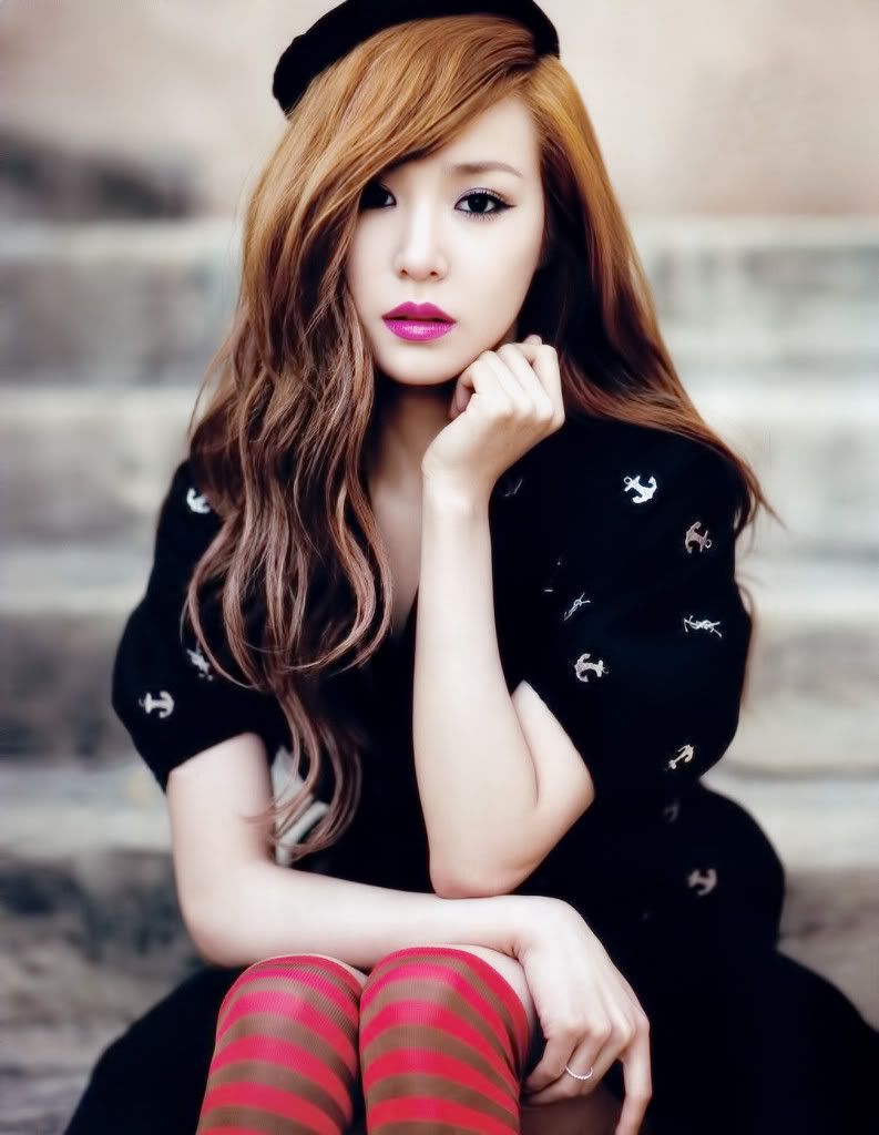 少女時代TiffanyVOGUE GIRL4月雜誌高清圖 16P