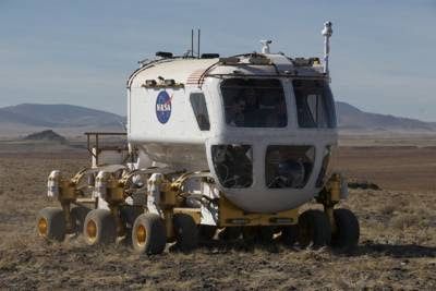 http://i1143.photobucket.com/albums/n627/thedogcody/090108-space-rover-hmed-4p.jpg