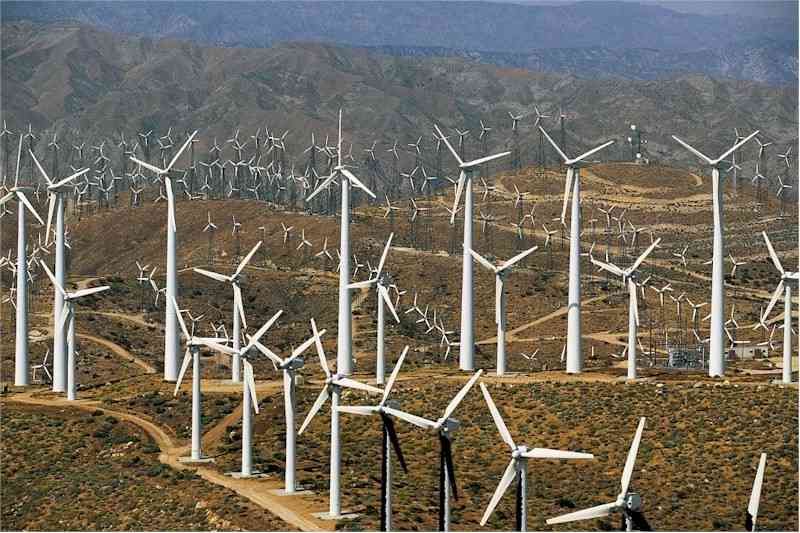 http://i1143.photobucket.com/albums/n627/thedogcody/1-21-11-energy_windmills_california.jpg