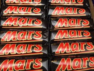 http://i1143.photobucket.com/albums/n627/thedogcody/637946-mars-bar.jpg