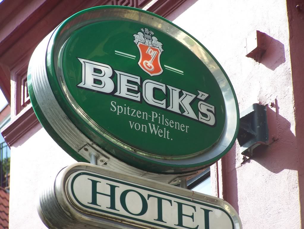 http://i1143.photobucket.com/albums/n627/thedogcody/becks-beer-in-bremen.jpg