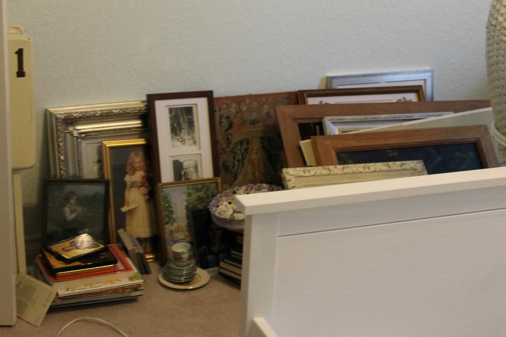 photo DecorToAdoreFireplacemantle161_zps1fcaace1.jpg