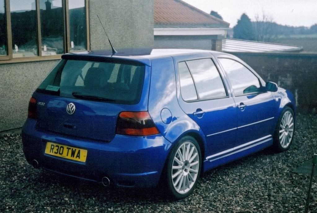 R32.jpg