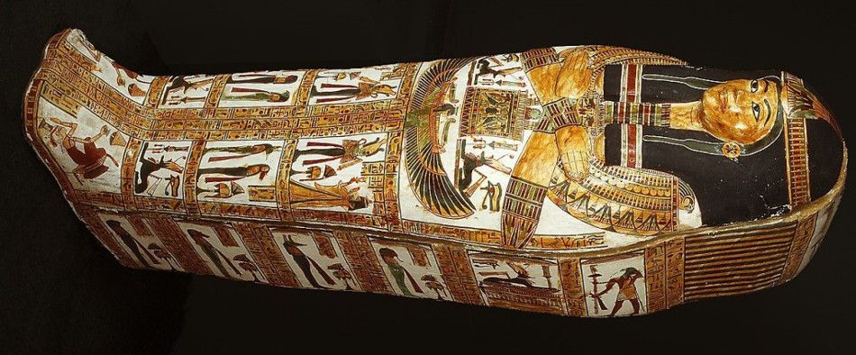 http://i1143.photobucket.com/albums/n629/jerlands/Coffin-of-Henettawy.-XXI-Dynasty.-Ancient-Egypt_1.jpg