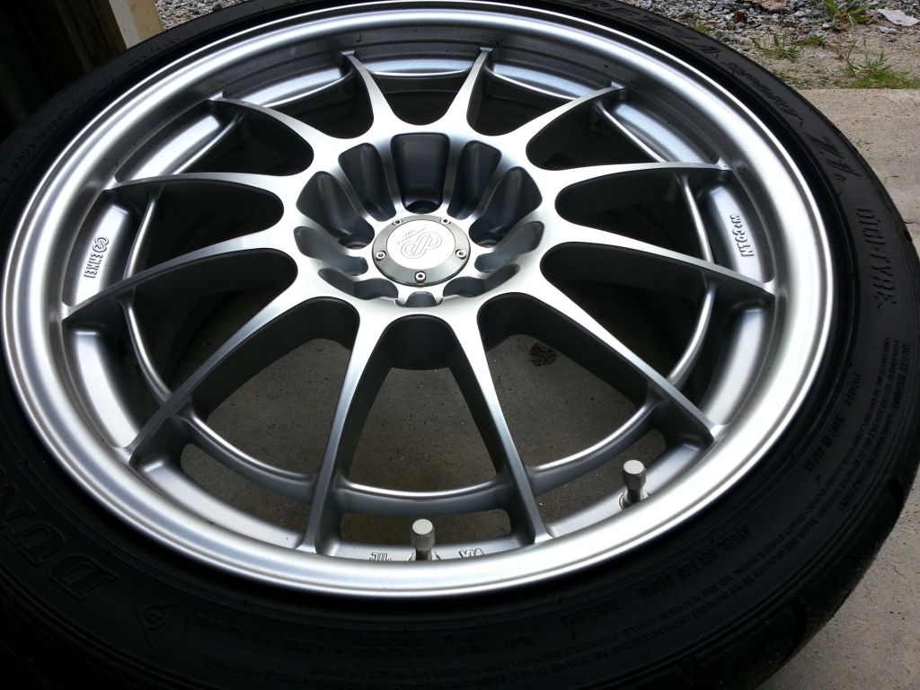 18x8-35-enkei-nt03-m-5x100-w-star-specs