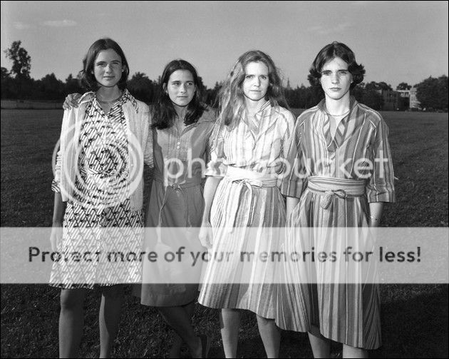  photo The-Brown-Sisters-1976.jpg