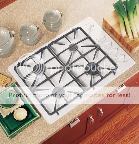 GE® 30 Built In Gas on Glass Cooktop