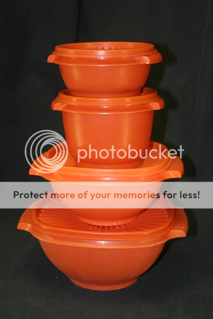 LOT* Vintage Set of 4 Tupperware Harvest Orange Bowls  